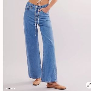 Levi’s Ribcage Wide Leg Blue Jean, size 27
